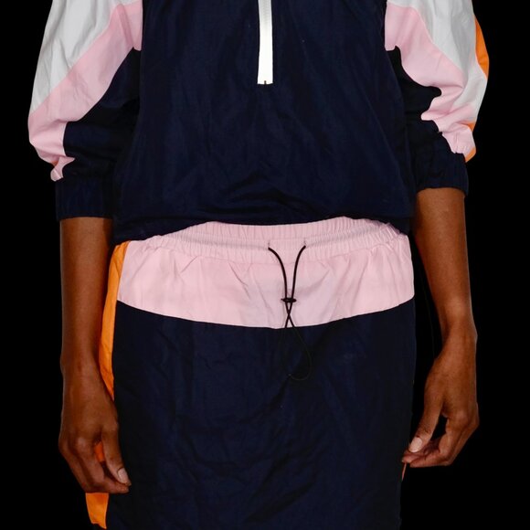 Hot and Delicious Athletic Warm-up Style Skirt and Top Set - Size Medium - Picture 8 of 9